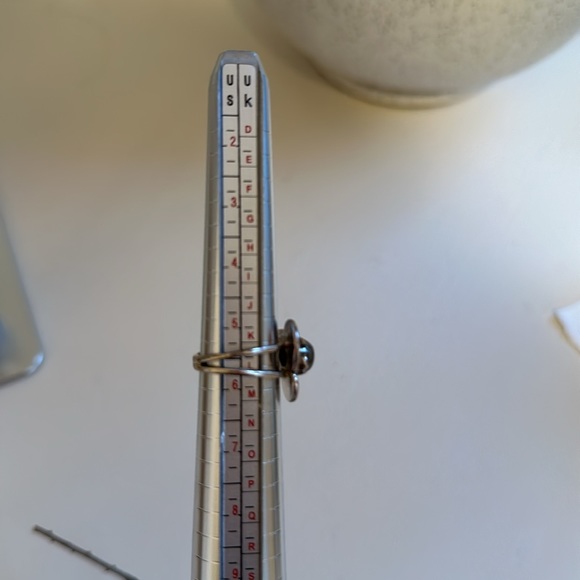 .925 Labradorite Sterling Silver Ring, US size 5.5 - Picture 3 of 7